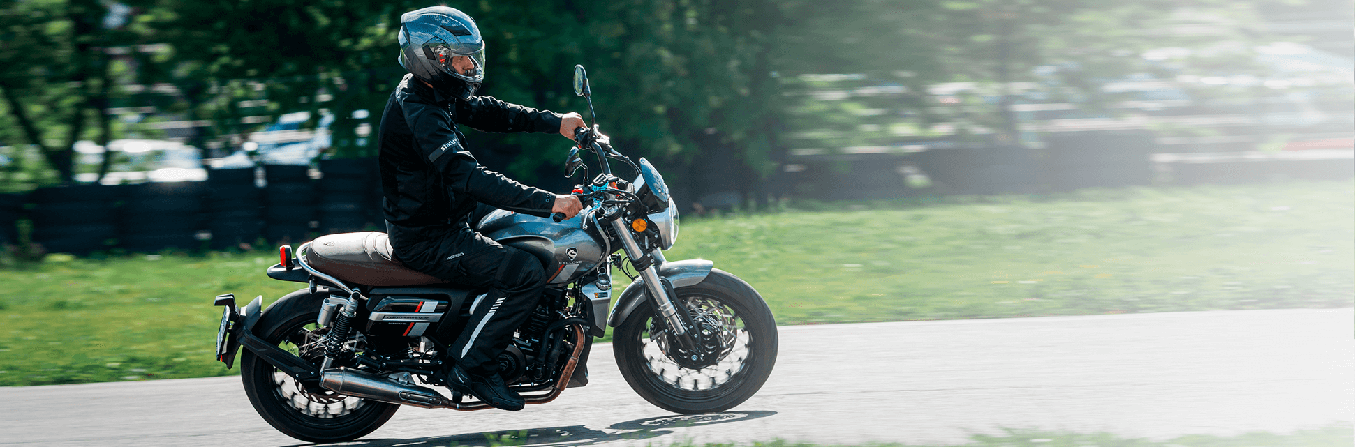 re401 классический силуэт, современный характер